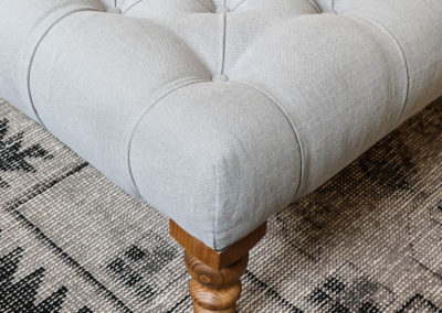 Penman Interiors Chelsea Grey Ottoman Buttoned Back Grey Vintage Rug