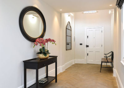 Penman Interiors Chelsea Hallway Black Console Mirror Bench Herringbone Oak Flooring